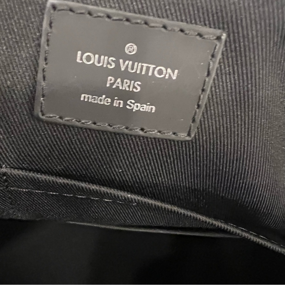 LOUIS VUITTON Damier Cobalt Porte-Documents Jour - Picture 9 of 14